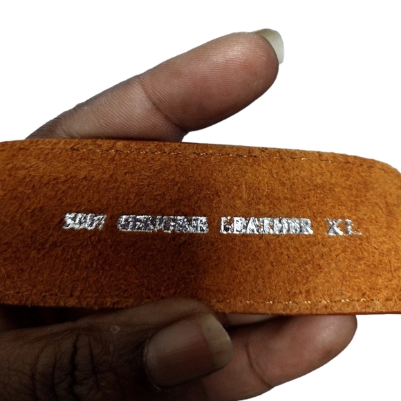 Western Style Rhinestone Buckle Leather Belt - Picture 8 of 8